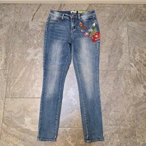 INDIGO REIN Skinny Jeans Women  11  Embroidered Light Wash Blue Denim Distressed